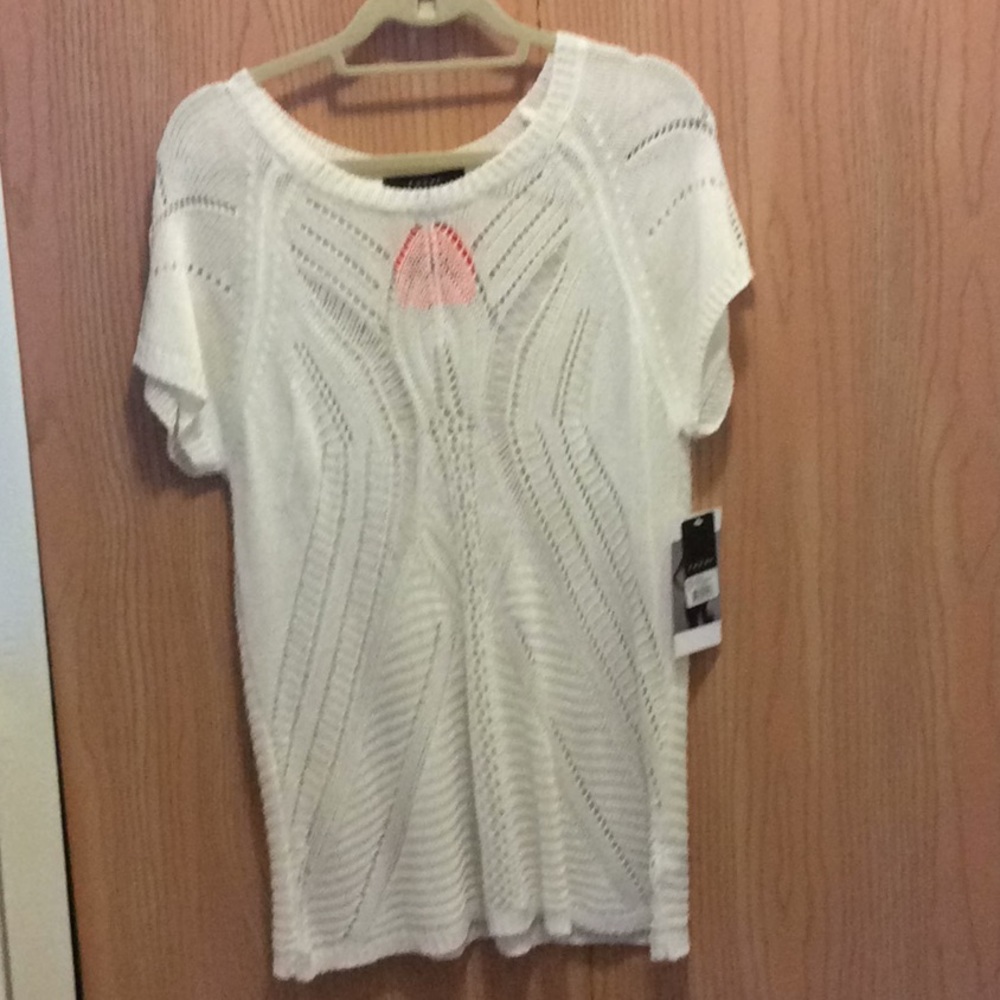 Knit top off white